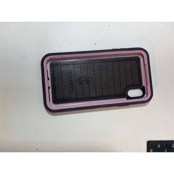 OtterBox Defender Pro case in purple with light pink accents. Designed for iPhon - Picture 1 of 4